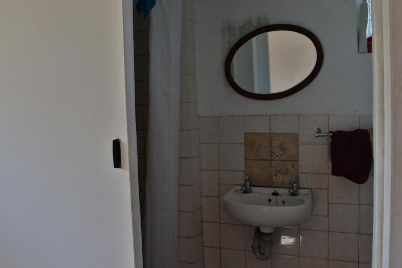 To Let 1 Bedroom Property for Rent in Grahamstown Eastern Cape